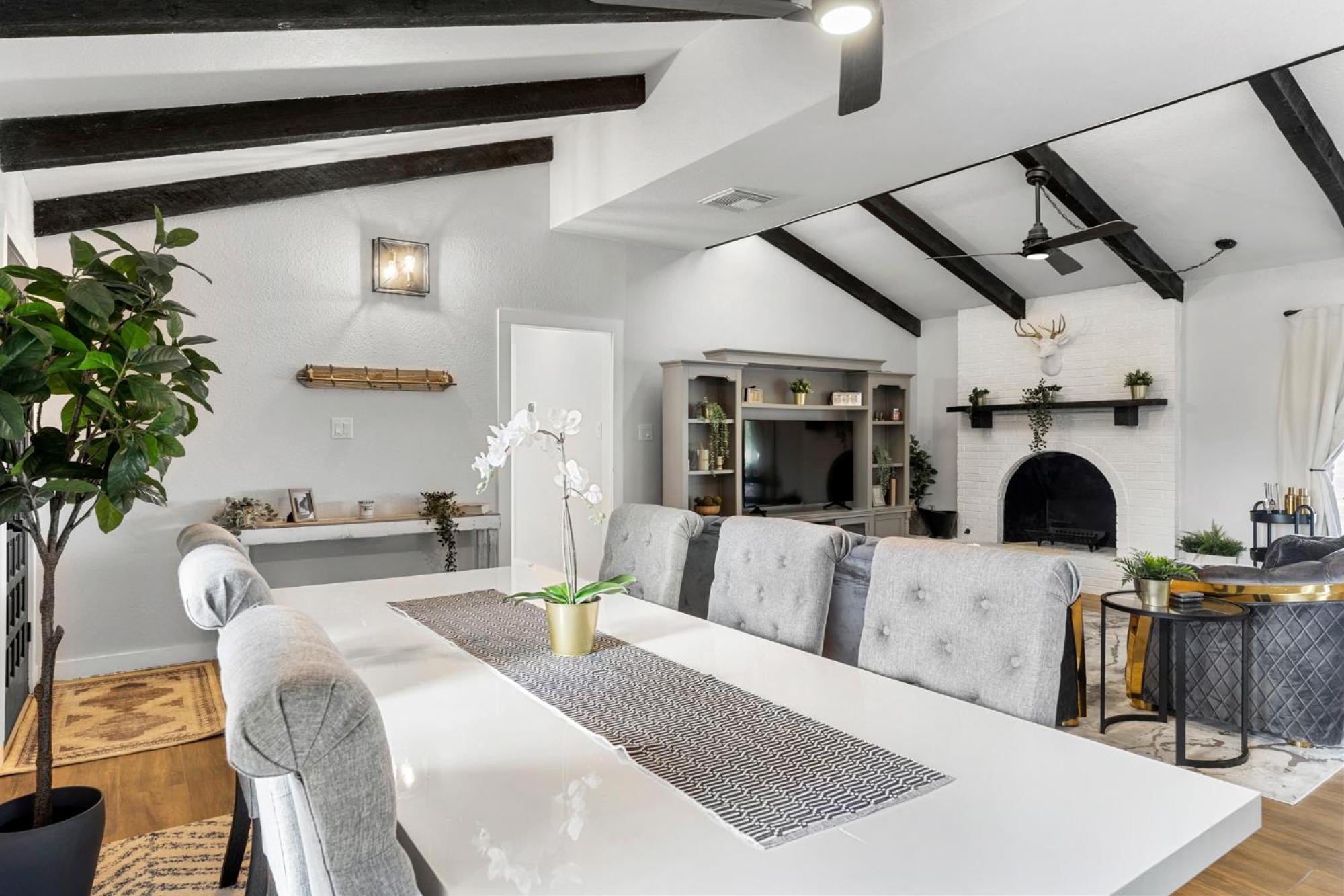 Holiday home Farm Retreat With Jacuzzi, Fire Pit, Mini Goats, Mini Ponies And Mini Cows *