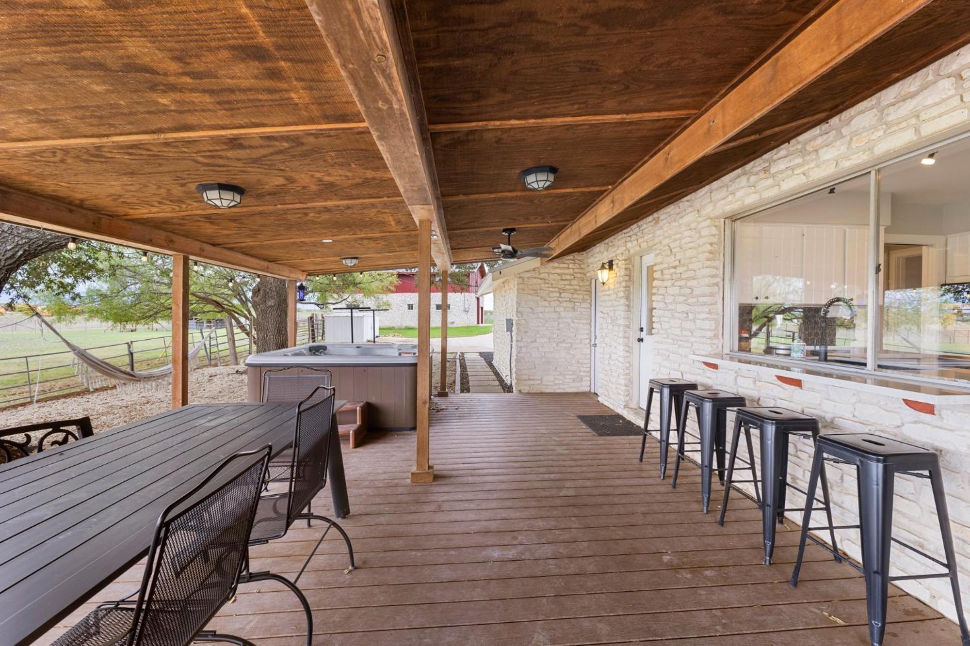 Farm Retreat With Jacuzzi, Fire Pit, Mini Goats, Mini Ponies And Mini Cows * San Marcos
